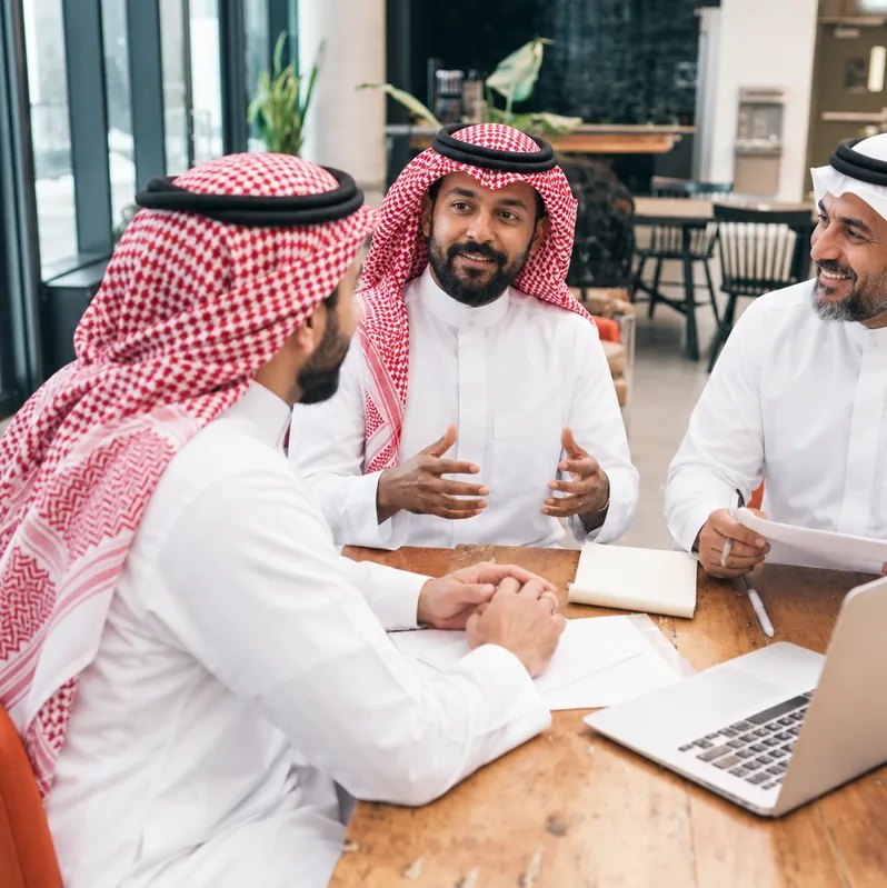 الصياغة القانونية والعقود